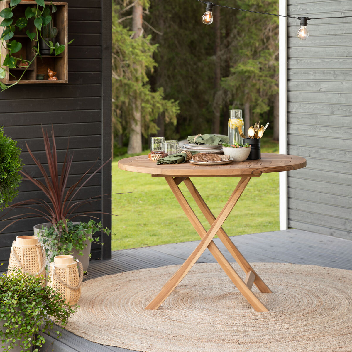 House Nordic Oviedo pyöreä tiikki taittopöytä Ø100 cm