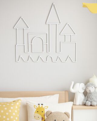 Linna seinäkoriste musta