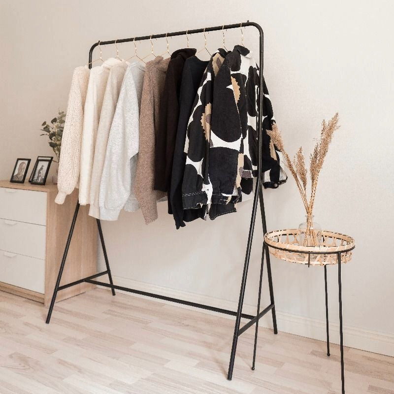 Day Trend vaateteline musta metalli