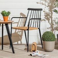 Envy Eva puutarhatuoli miljöössä