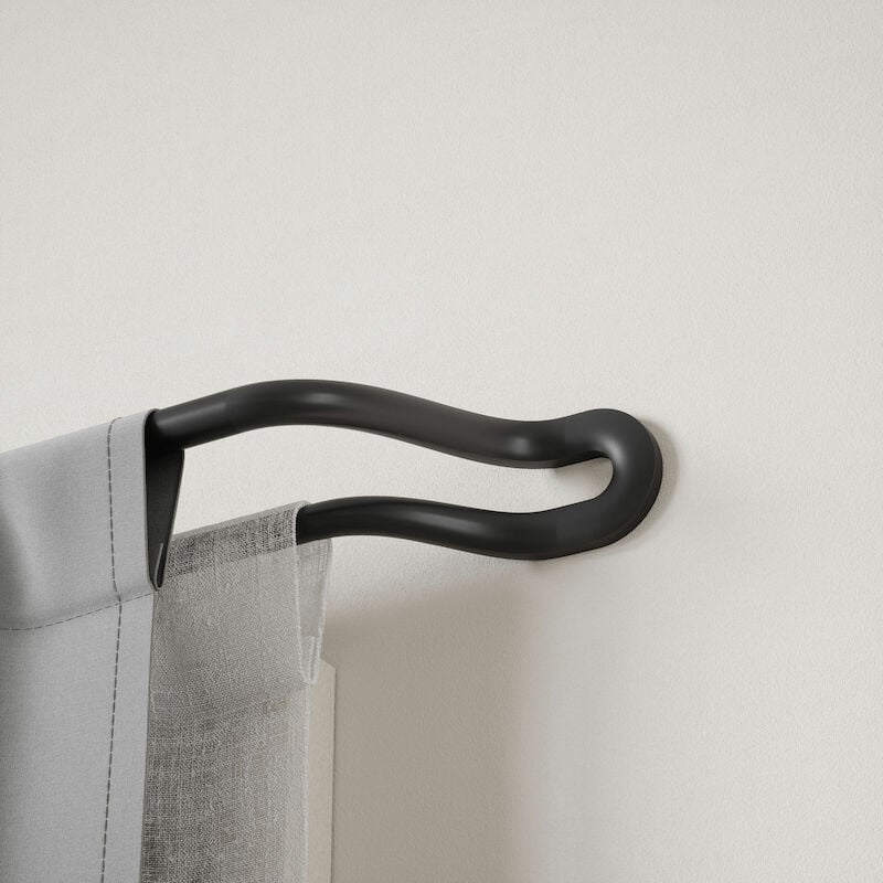 Umbra Midnight pimennysverhotanko 1,9x107-305 cm mattamusta