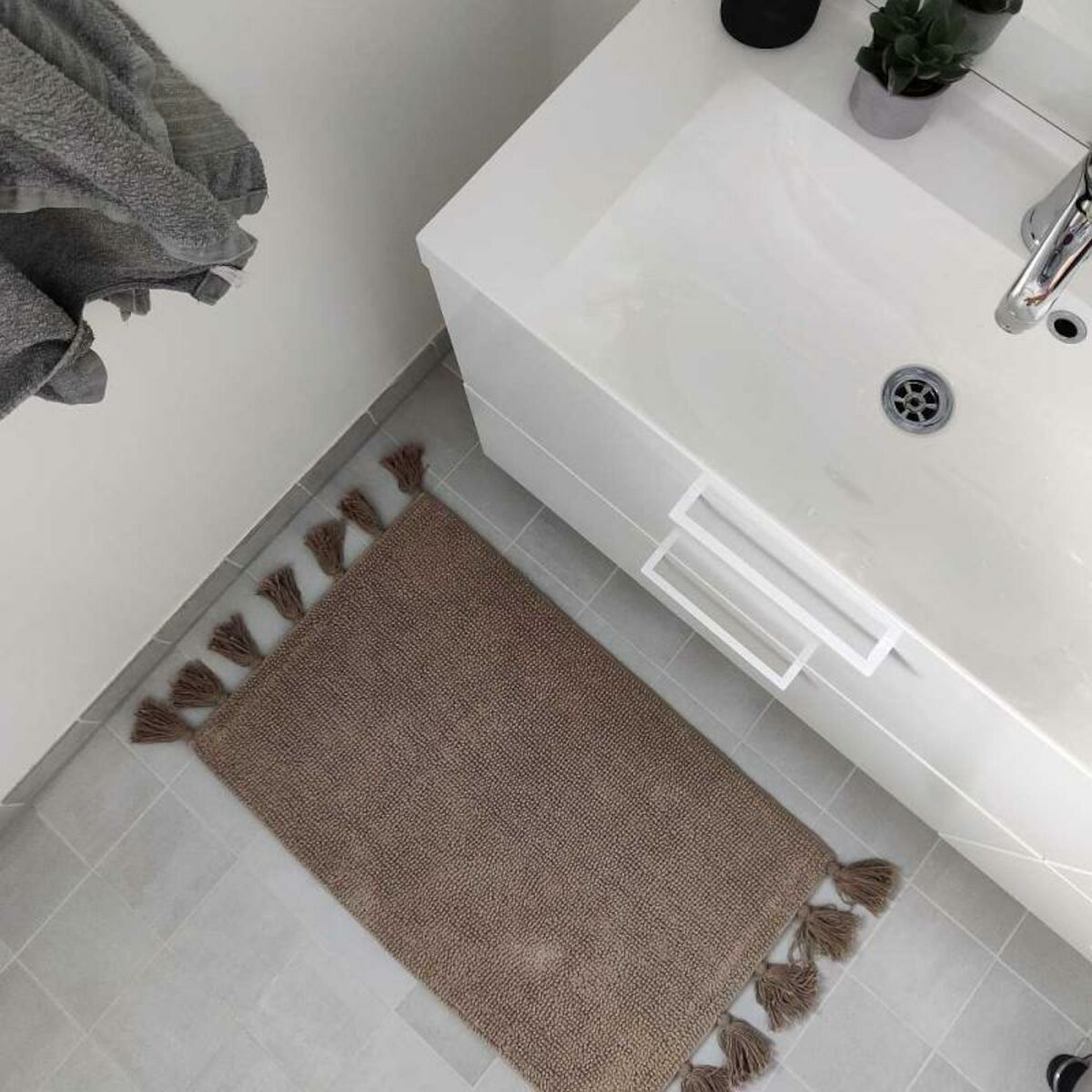 Vilma kylpyhuoneenmatto 50x80 cm beige