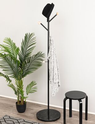 4Living naulakko marmorijalustalla 40x40x178 cm musta