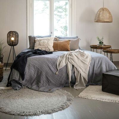 Fanni K Usva päiväpeite 260x260 cm beige