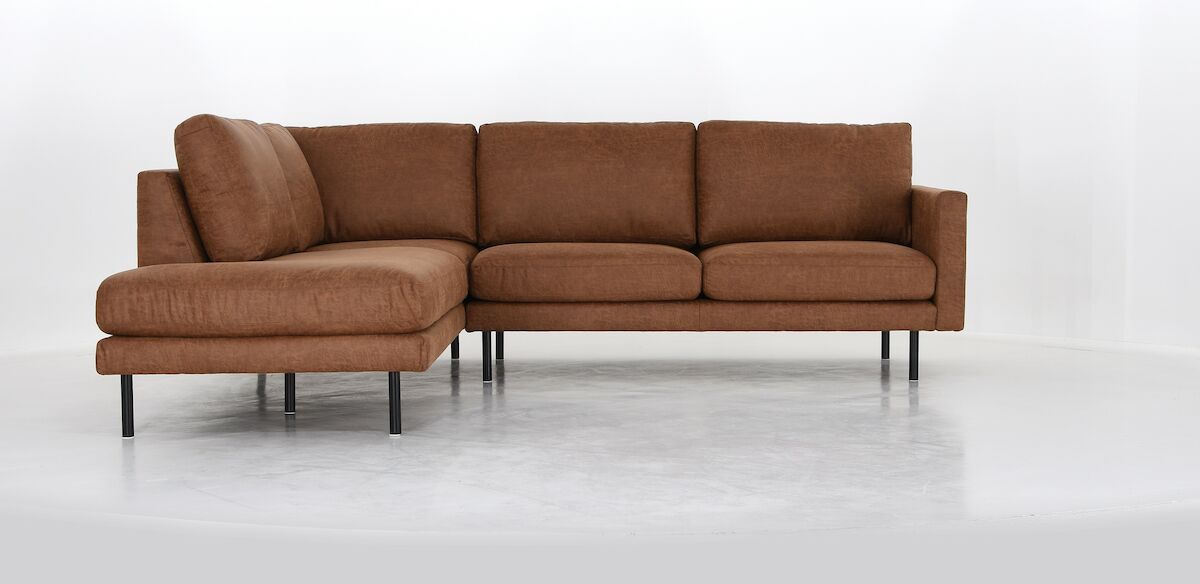 Copenhagen Lite avokulmasohva vasen konjakki Missouri 3, mustat jalat