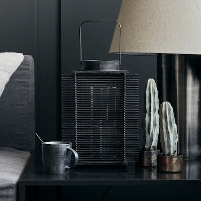 House Doctor Asi lyhty musta