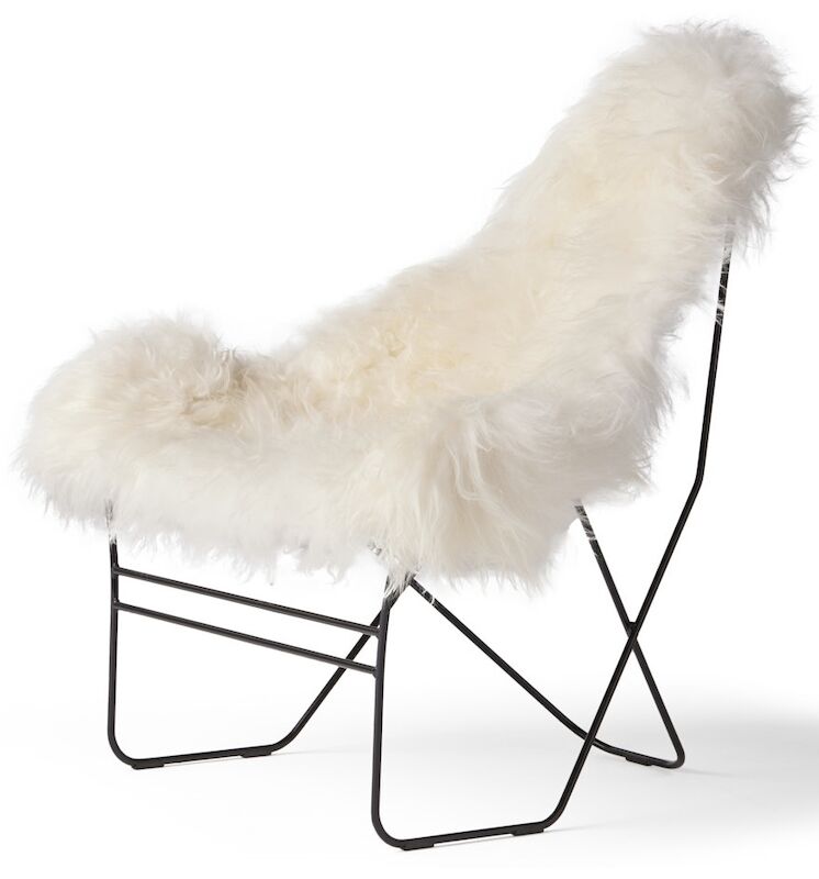 Cuero Design Valhalla nojatuoli valkoinen lampaantalja pitkä karva/musta