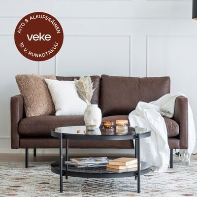 Scandic Copenhagen 2-istuttava sohva konjakinruskea Kentucky 9, mustat jalat