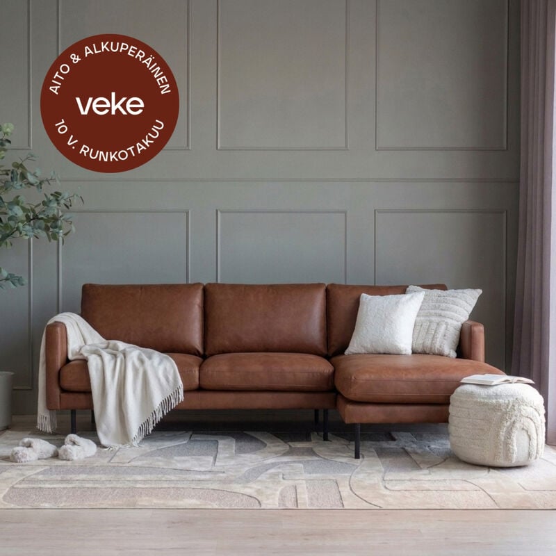 Scandic Copenhagen divaanisohva oikea, konjakinruskea Kentucky 9, mustat jalat