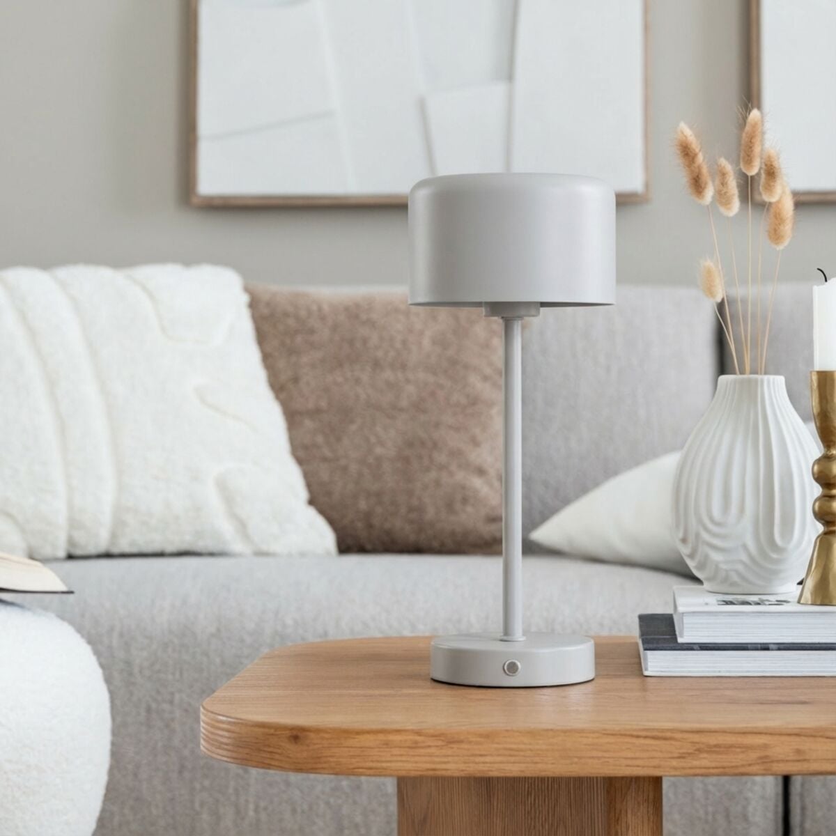 Trio Jeff ladattava LED-pöytävalaisin harmaa