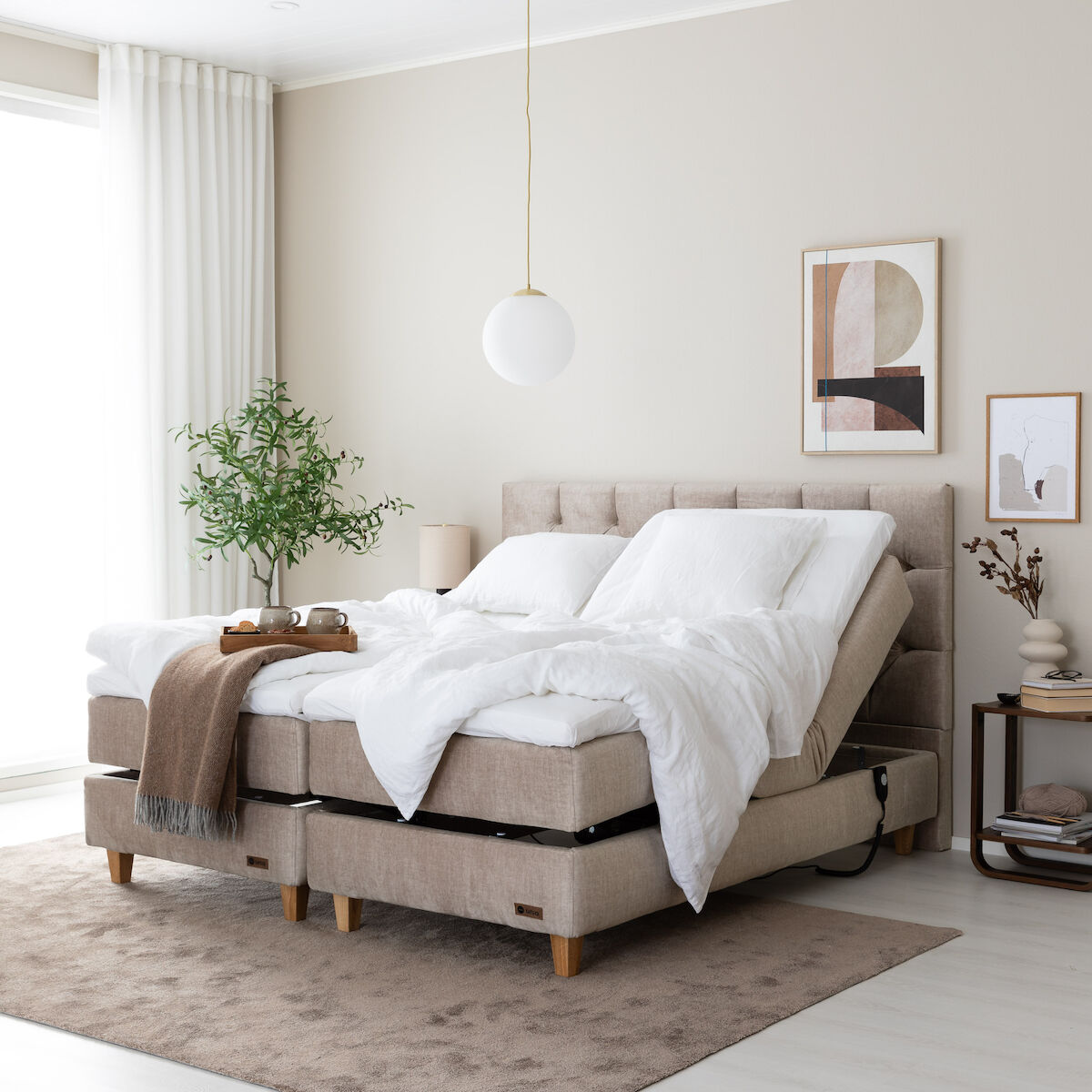 Unia Platina moottorisänkypaketti 160 M/L luonnonkumi tammi jalat beige Voque