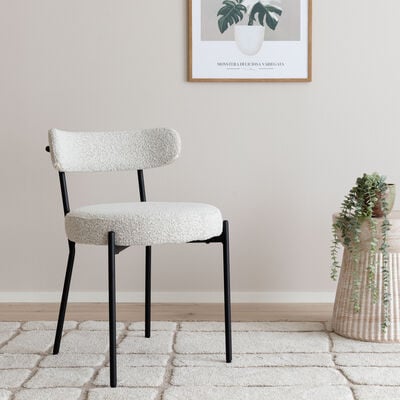 House Nordic Badalona tuoli valkoinen buklee HN1270, mustat jalat