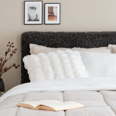 Fanni K Aava koristetyyny 50x50 cm hiekka