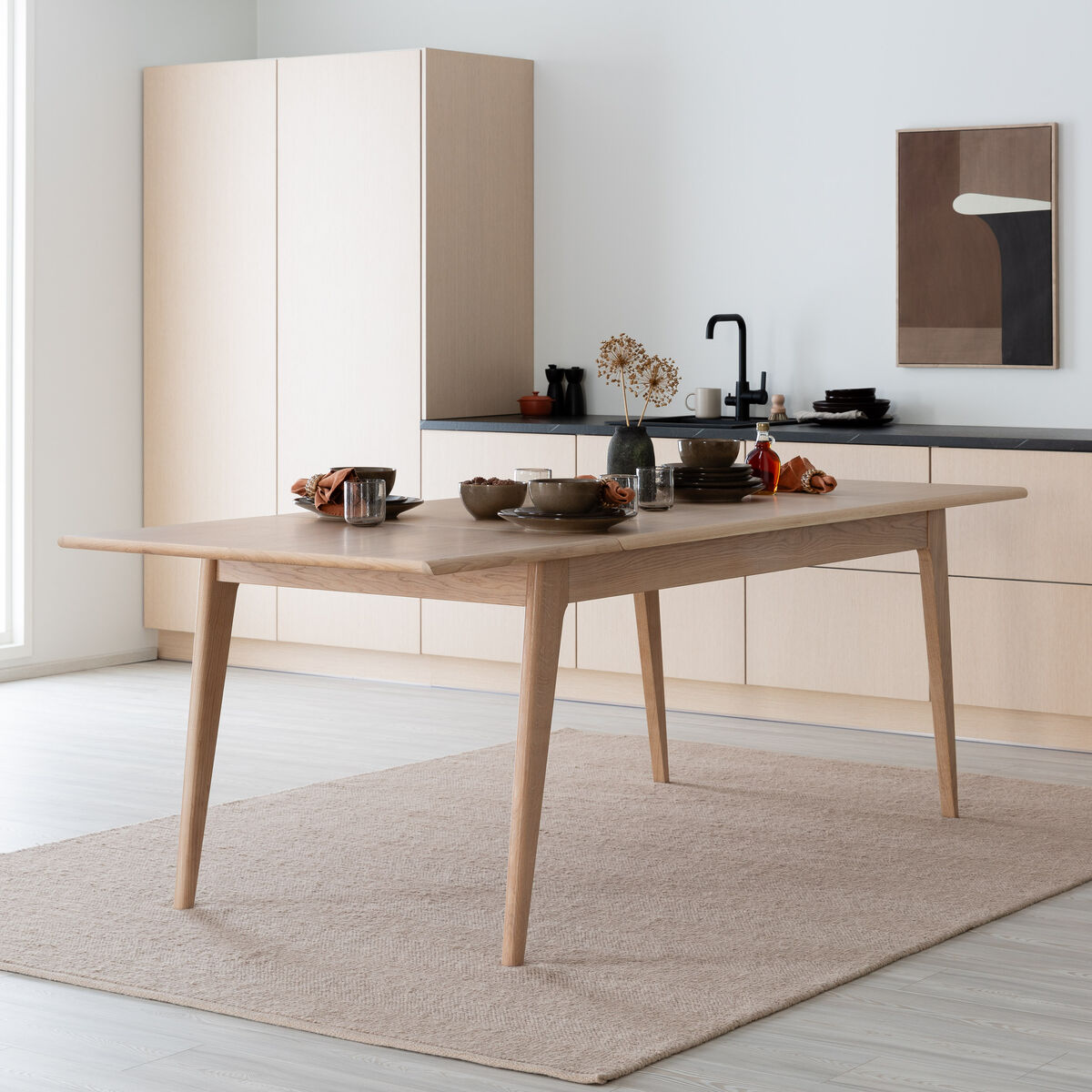 Mooda Lundegård jatkettava ruokapöytä 180x90+59,5 cm valkotammi