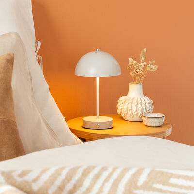 House Nordic Holt ladattava LED pöytävalaisin vihreä