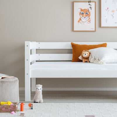 Liisa pieni täyspitkä turvalaitapaketti 155 cm puuvalmis