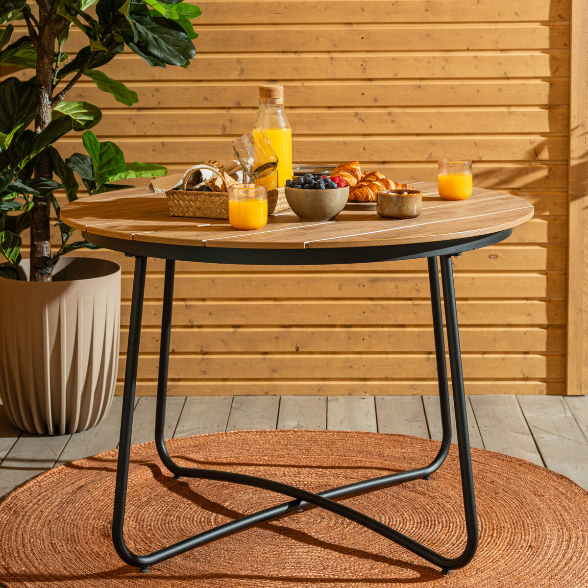 Mooda Silmu ruokapöytä Ø110 cm ruskea