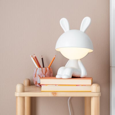 Finnlumor pupujussi tyttö yövalo valkoinen