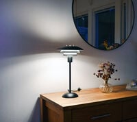 Aneta Lighting Epsilon pöytävalaisin, musta