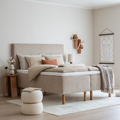 Unia Kulta runkopatjasänky 180x200 XL beige, Unia Pronssi 5cm, Pyöreä öljytty