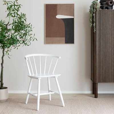 Loom pinnatuoli valkoinen