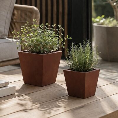 Rustiikki kukkaruukku 2 kpl setti ruskea