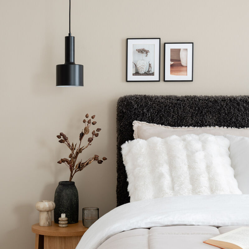 Manta riippuvalaisin mattamusta