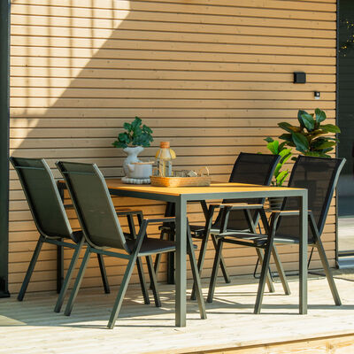 Saarni-Daalia 4-hengen ruokailuryhmä musta