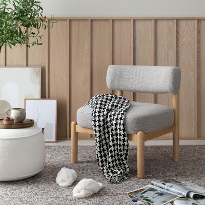 Jade nojatuoli beige Monza 60, lakattu tammi, kuvausmalli