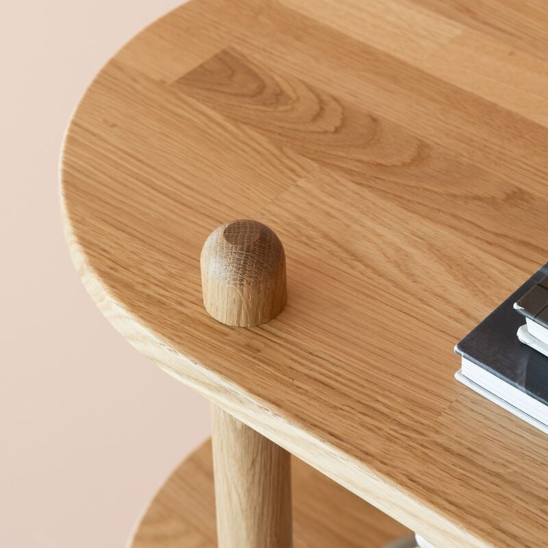 Askel päätekappale lakattu tammi