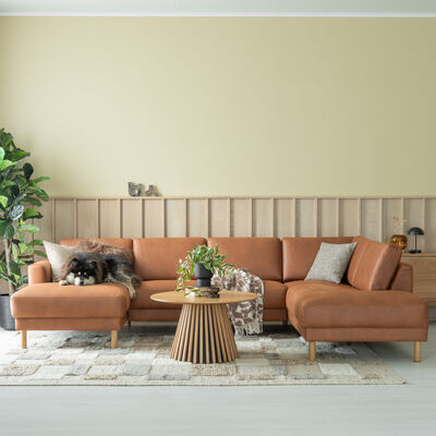 Joki U-kulmasohva oikea nahkaverhoiltu, konjakinruskea kentucky 9, mustat jalat