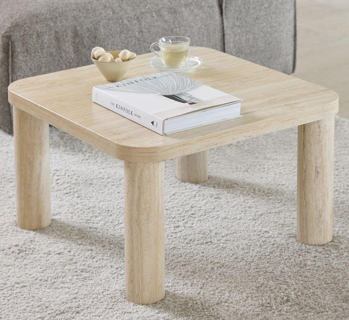 Solano travertiini sohvapöytä