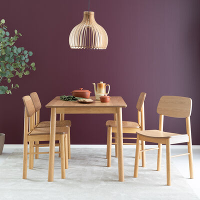 Tovi 4-hengen ruokailuryhmä lakattu tammi