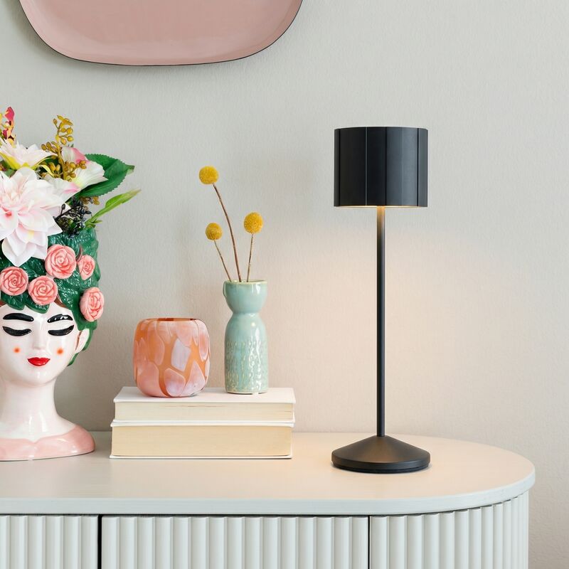 Musterring Marisa ladattava LED-pöytävalaisin mattamusta