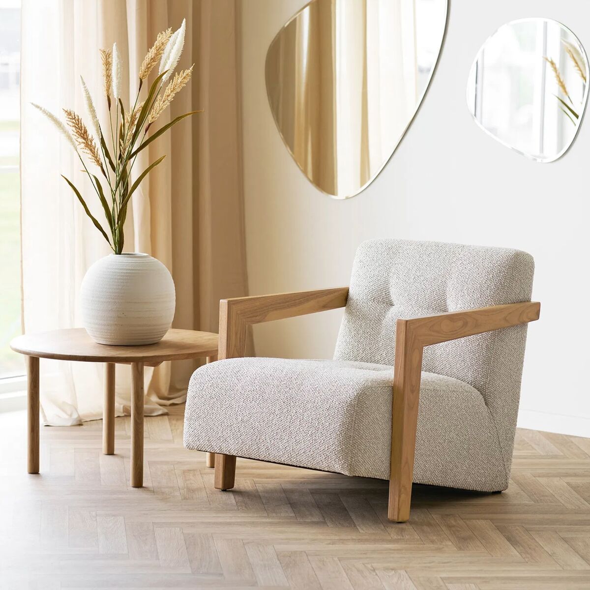 House Nordic Caracas nojatuoli beige HN1321, tammi käsinojilla