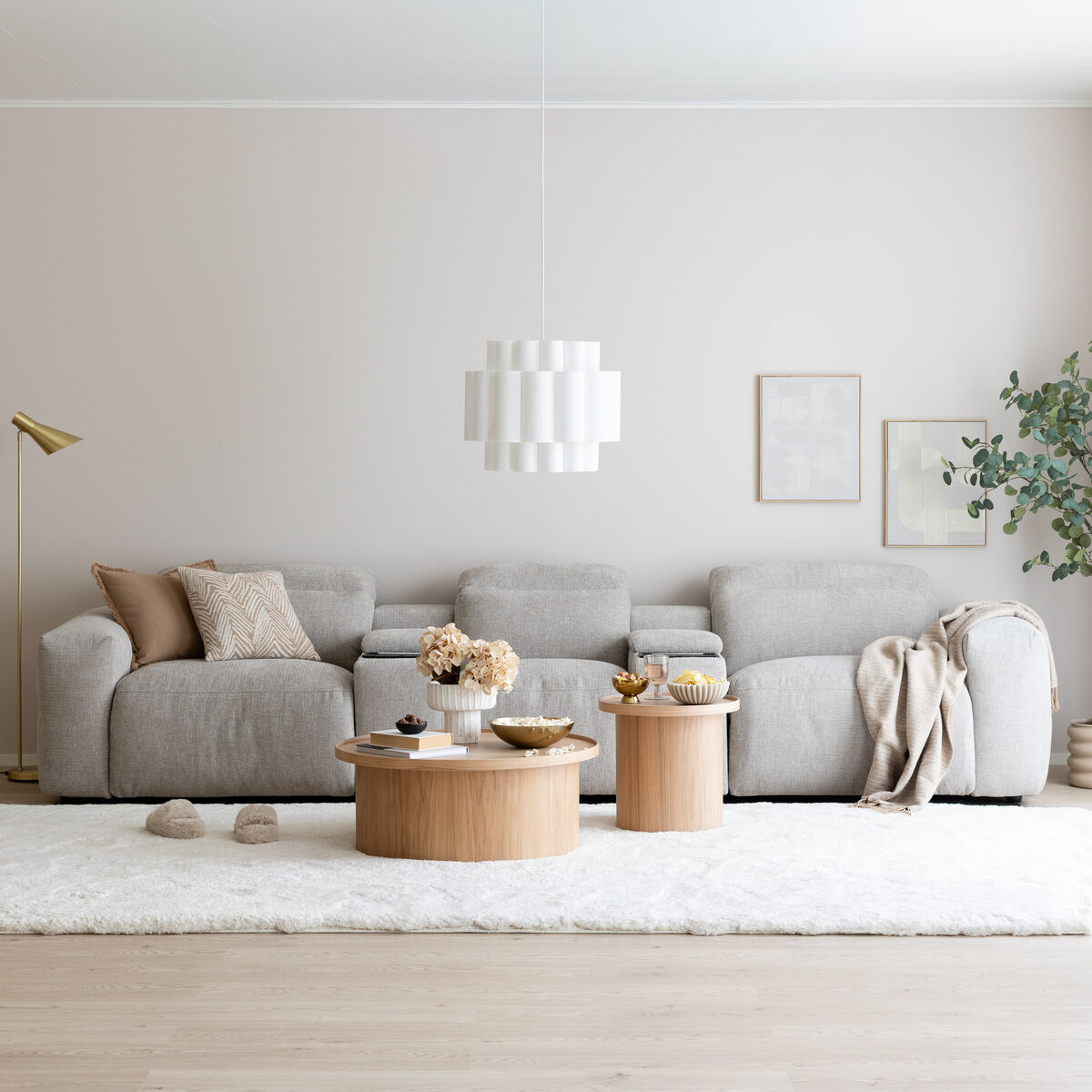 Mukava kotiteatterisohva max beige