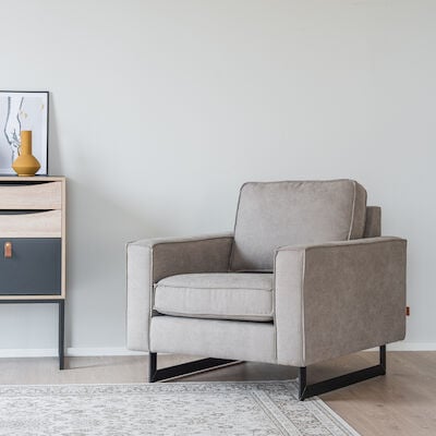 Macho nojatuoli Kitti Soro 23, mustat jalat, asiakaspalautus