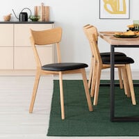 Koto tuoli öljytty tammi, musta PU-keinonahka istuin, asiakaspalautus