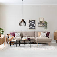 Huurre divaanisohva oikea, Rodeo 204 hiekka, jalka J-138 tammi, asiakaspalautus