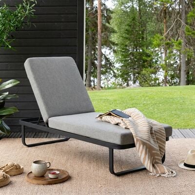 Lumme aurinkotuoli greige/hiekka, kuvausmalli