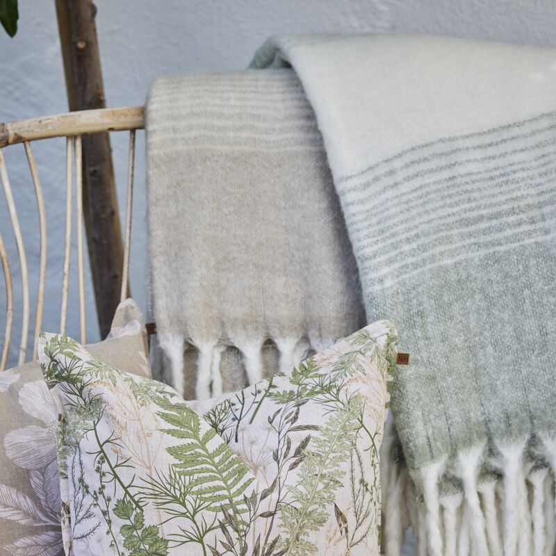Noble House Ullis torkkupeitto 125x150 taupe