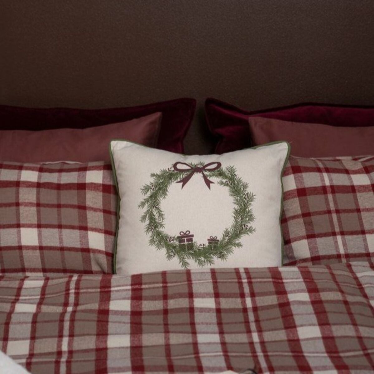 Fanni K Noel koristetyyny 45x45 cm | Alk. 18,95 €