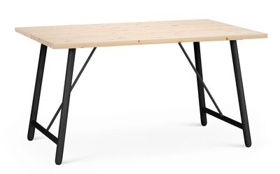 Veke x Tapio Anttila Front Pine 140 ruokapöytä, mänty/mustat tammijalat