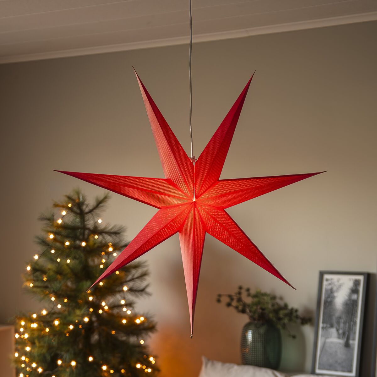 Konstsmide paperitähti 7 sakaraa Ø78 cm punainen, sis. johtosarjan 5 m